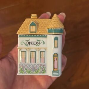 LENOX SPICE VILLAGE Vintage 1989 Onion Spice Jar Never Used
